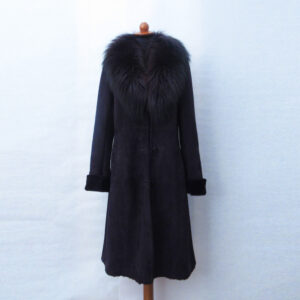 tsiolakis furs store 1 25